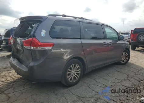 2012 Toyota Sienna Xle from USA, damaged, VIN 5TDYK3DC3CS231379